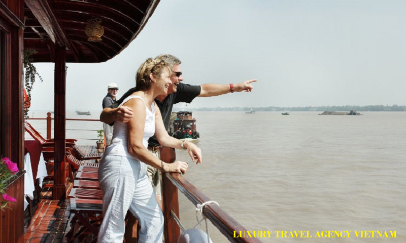 TRAVEL AGENCY VIETNAM8